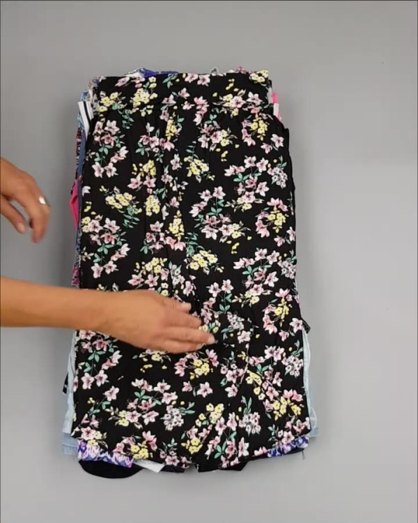 Фотография  939 - CUBUS детский микс лето (Children CUBUS mix)#15 кг, ЛОТ №2515 оптом в Владимире и Владимирской области