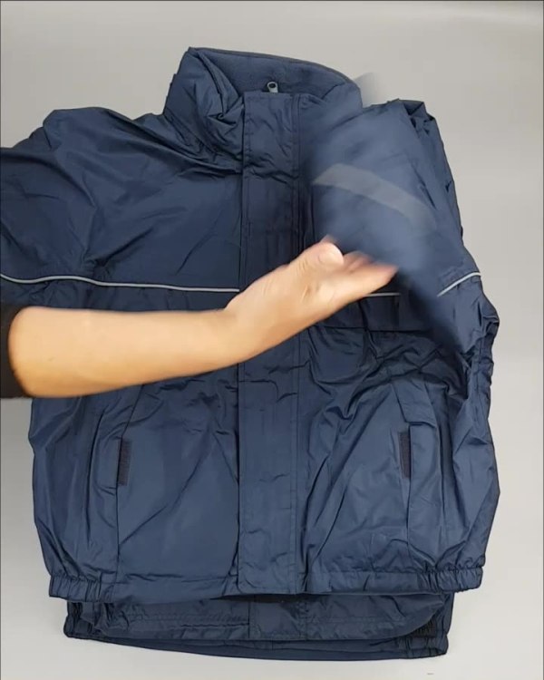 Фотография  990 - Куртки СПОРТ СТОК дети#10 кг , Лот№ 2644 оптом в Владимире и Владимирской области