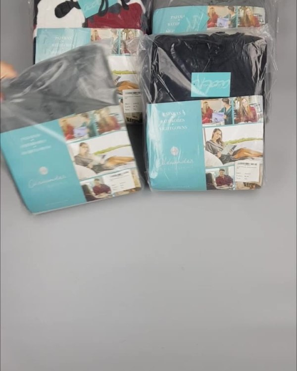 Фотография  133 - Халаты, комбинезоны (семейный) СТОК CAN#10 кг, ЛОТ №4452 оптом в Владимире и Владимирской области