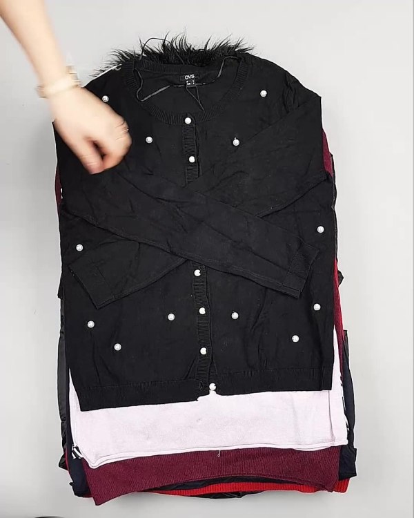 Фотография  188 - OVS Winter м/ж mix#15 кг, ЛОТ №5412 оптом в Владимире и Владимирской области