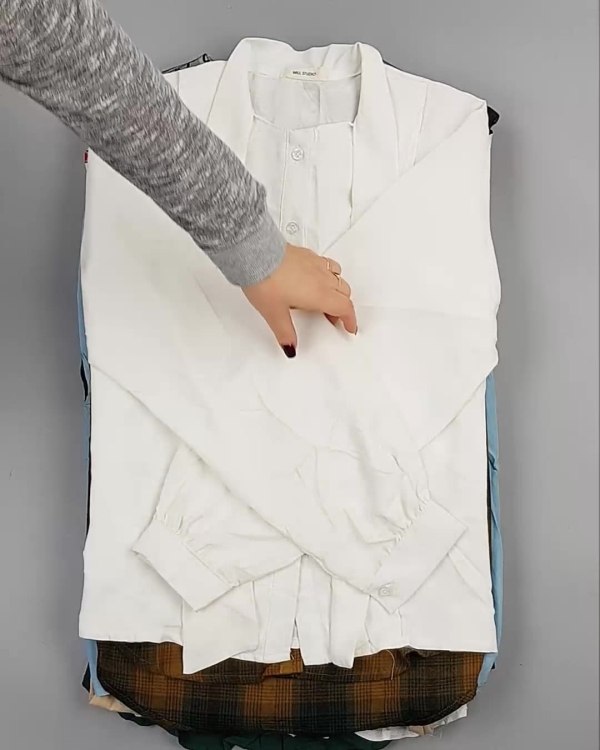 Фотография  949 - Блузки Корея#20 шт, ЛОТ №5622 оптом в Владимире и Владимирской области