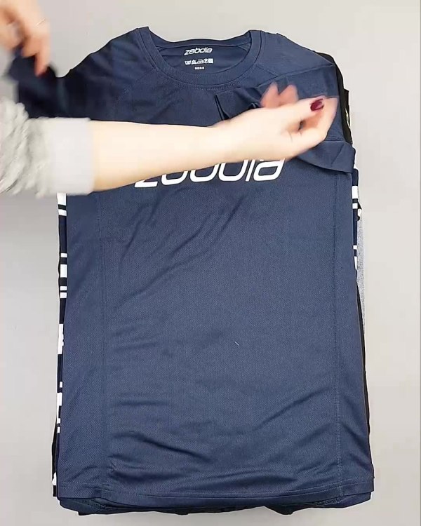 Фотография  575 - DK, Bestseller + Summer mix#15 кг, ЛОТ №5626 оптом в Владимире и Владимирской области