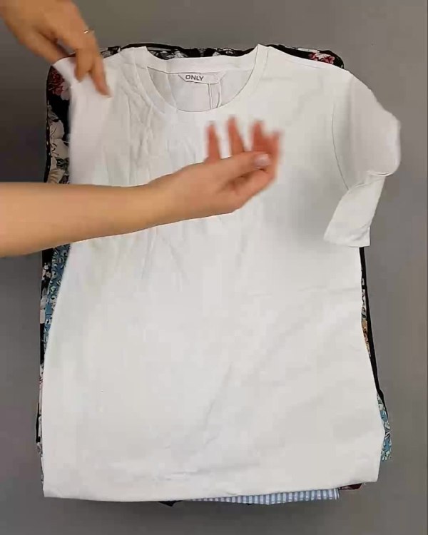 Фотография  605 - BESTSELLER WOMEN Summer mix#15 кг, ЛОТ №6017 оптом в Владимире и Владимирской области