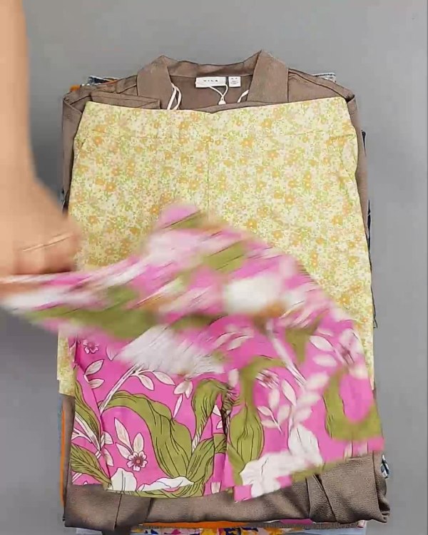 Фотография  420 - BESTSELLER WOMEN Summer mix#15 кг, ЛОТ №6019 оптом в Владимире и Владимирской области