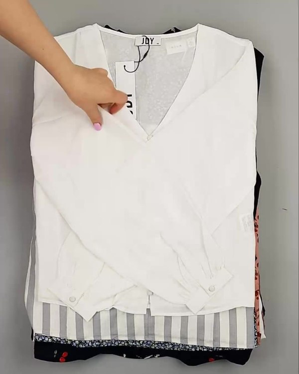 Фотография  785 - Блузки Bestseller 44#5 кг, ЛОТ №6084 оптом в Владимире и Владимирской области