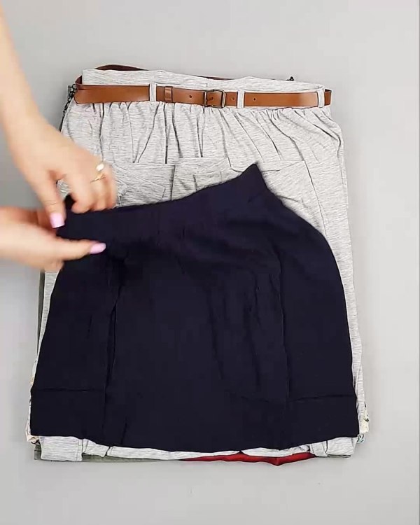 Фотография  736 - Юбки Bestseller 44#5 кг, ЛОТ №6120 оптом в Владимире и Владимирской области