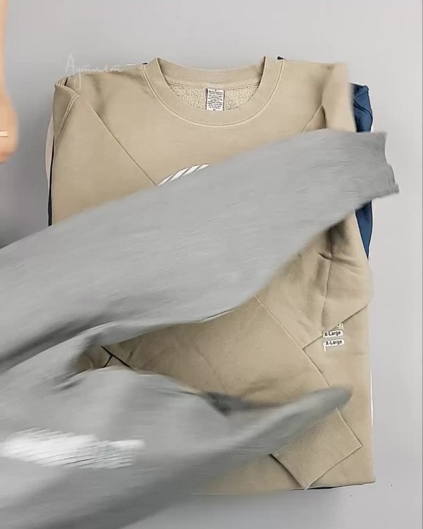 Фотография  690 - Толстовки СТОК CAN#15 кг, ЛОТ №6268 оптом в Владимире и Владимирской области