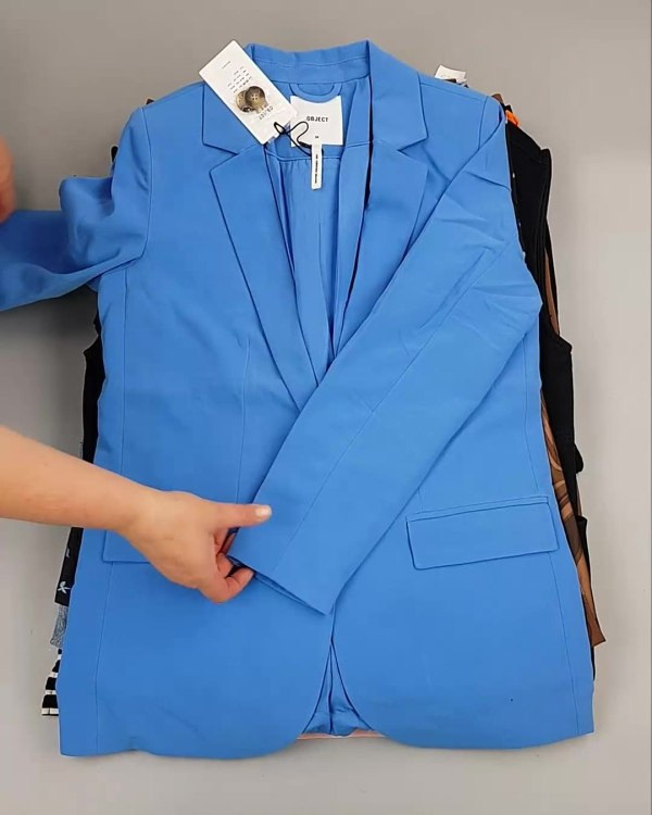 Фотография  475 - ДАНИЯ Summer mix 24#15 кг, ЛОТ №6730 оптом в Владимире и Владимирской области