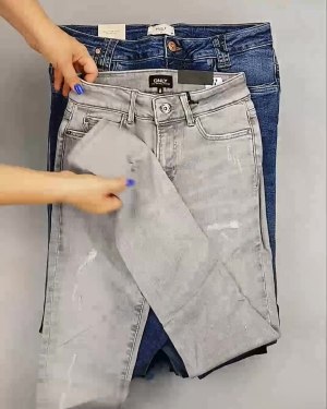 Фотография  658 - Джинсы женские Дания#10 кг, ЛОТ №6762 оптом в Владимире и Владимирской области