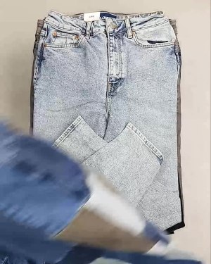 Фотография  111 - Джинсы женские Дания#10 кг, ЛОТ №6762 оптом в Владимире и Владимирской области