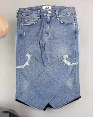 Фотография  700 - Джинсы женские Дания#10 кг, ЛОТ №6764 оптом в Владимире и Владимирской области