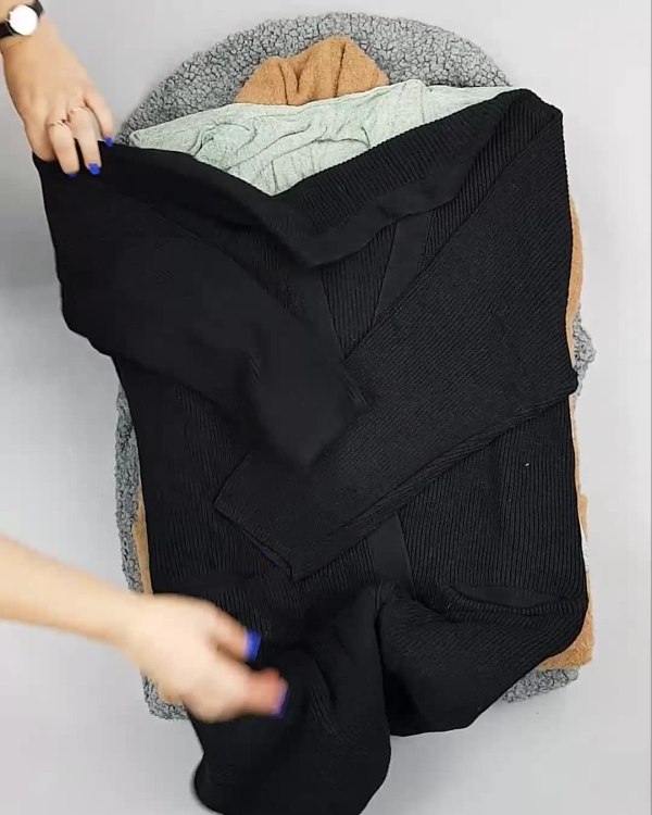 Фотография  897 - Кардиганы СТОК CAN#10 кг, ЛОТ №6887 оптом в Владимире и Владимирской области