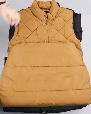 Фотография  339 - Верхняя одежда Дания#10,1 кг ЛОТ №6909 оптом в Владимире и Владимирской области