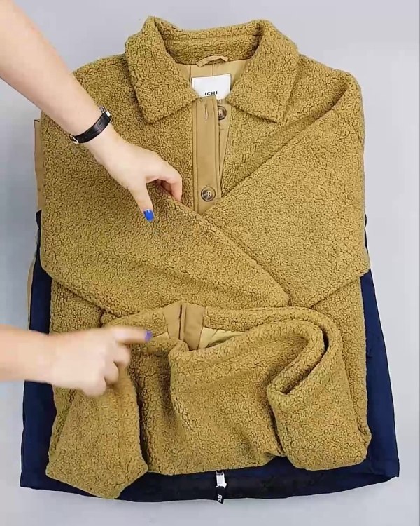 Фотография  532 - Верхняя одежда Дания#10,2 кг ЛОТ №6911 оптом в Владимире и Владимирской области