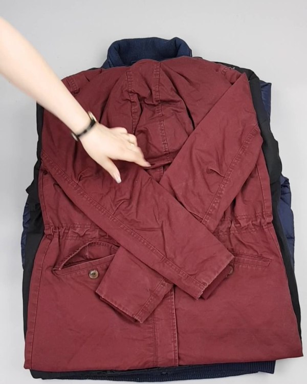 Фотография  124 - Куртки#25 кг оптом в Владимире и Владимирской области