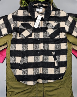 Купить Верхняя одежда BESTSELLER Дания#12 кг, ЛОТ №5189 оптом в Владимире и Владимирской области