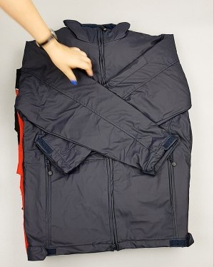 Фотография  330 - Ветровки CAN 084#10 кг, ЛОТ №6939 оптом в Владимире и Владимирской области