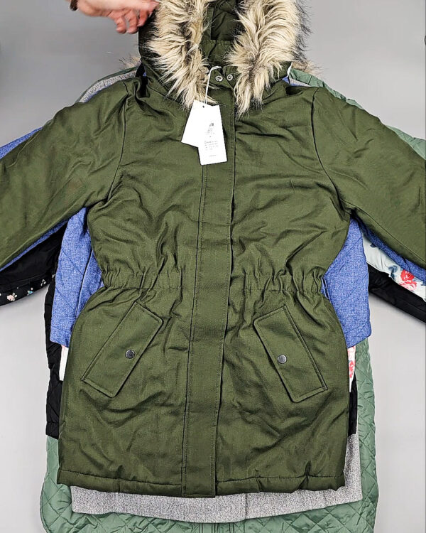 Фотография  667 - Верхняя одежда VILA#10 кг, ЛОТ №6823 оптом в Владимире и Владимирской области