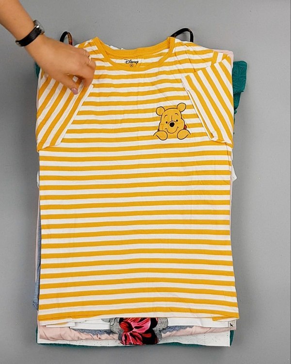 Фотография  672 - Cream Футболки поло женские#25 кг оптом в Владимире и Владимирской области