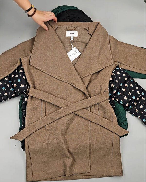 Фотография  630 - Верхняя одежда VILA#10 кг, ЛОТ №6824 оптом в Владимире и Владимирской области