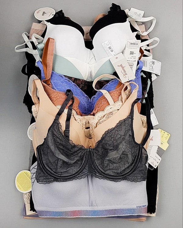 Фотография  318 - Нижнее белье TRIUMPH 104#33 шт, ЛОТ №7136 оптом в Владимире и Владимирской области