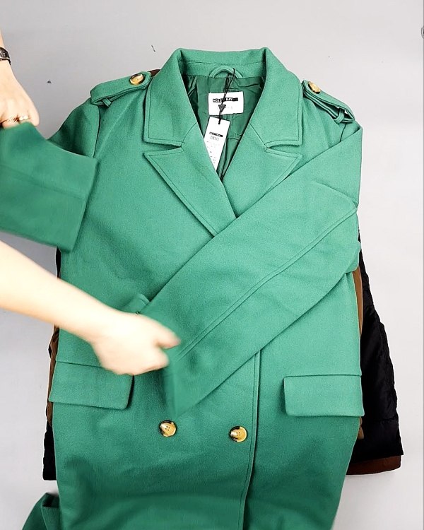 Фотография  362 - Верхняя одежда BESTSELLER Дания 104#10 кг, ЛОТ №7267 оптом в Владимире и Владимирской области