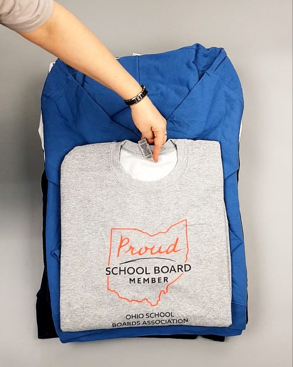 Фотография  801 - Толстовки м/ж (Sweat Tops)#20 кг, ЛОТ №7434 оптом в Владимире и Владимирской области