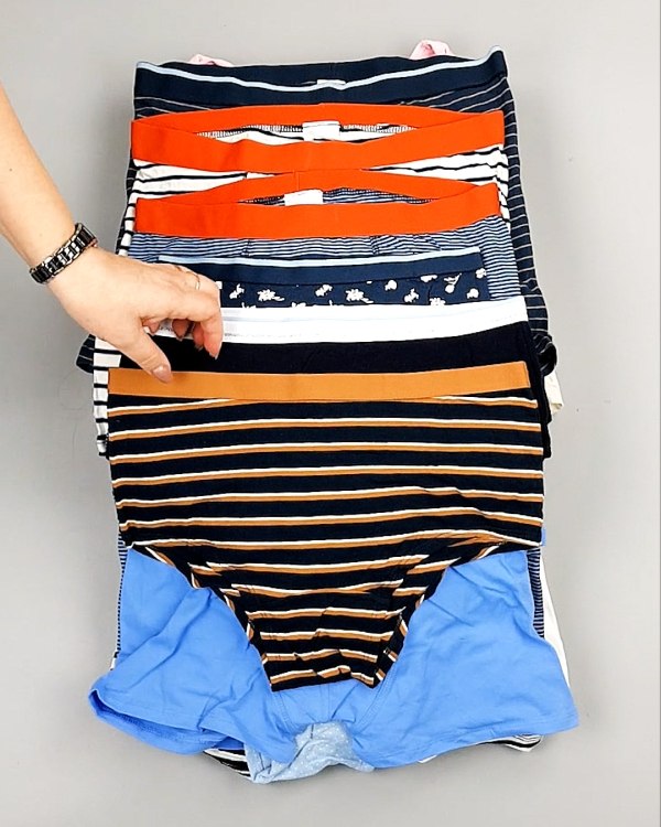 Фотография  114 - Нижнее белье TCM Kids 074#5 кг, ЛОТ №7395 оптом в Владимире и Владимирской области