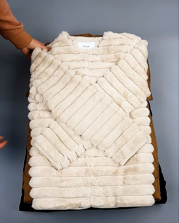 Фотография  533 - Bestseller Winter В mix 114#15 кг, ЛОТ №7374 оптом в Владимире и Владимирской области