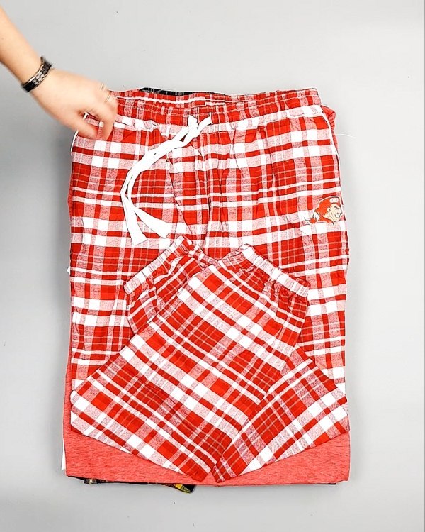 Фотография  310 - Домашняя одежда CAN 104#10 кг, ЛОТ №7328 оптом в Владимире и Владимирской области