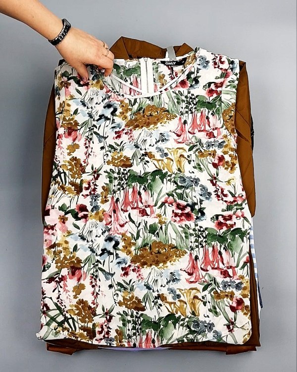 Фотография  622 - Bestseller Summer mix 104#15 кг, ЛОТ №7491 оптом в Владимире и Владимирской области