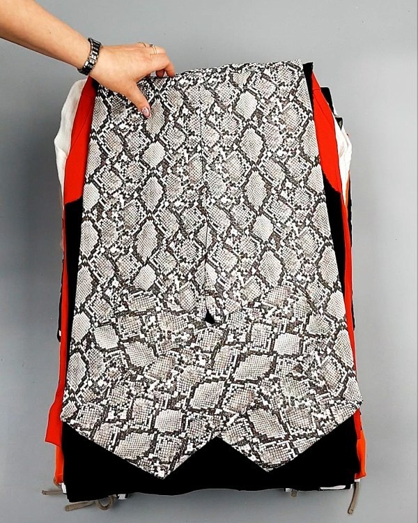 Фотография  916 - 12191 H&M mix textil 1224#25 кг, ЛОТ №7489 оптом в Владимире и Владимирской области