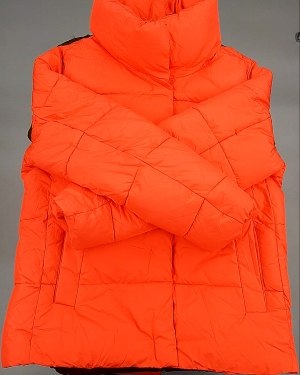 Купить Верхняя одежда AMAZON жен 015#10 кг, ЛОТ №7712 оптом в Владимире и Владимирской области