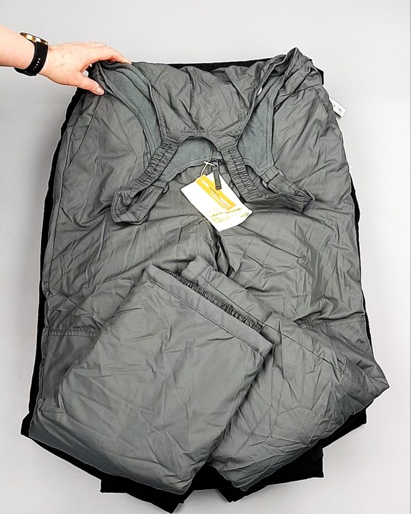 Фотография  266 - Штаны горнолыжные м/ж AMAZON 015#5,45 кг, ЛОТ №7787 оптом в Владимире и Владимирской области