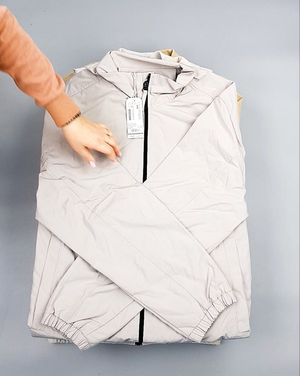 Фотография  306 - Верхняя одежда весна TOM TAILOR 124#7,1 кг, ЛОТ №7580 оптом в Владимире и Владимирской области