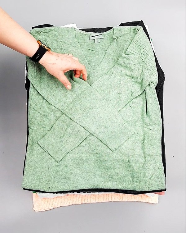 Фотография  767 - Джемпера легкие СТОК CAN 084#7 кг, ЛОТ №7635 оптом в Владимире и Владимирской области