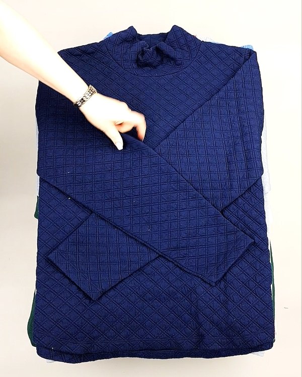 Фотография  997 - SWEATSHIRT CAN 084#10 кг, ЛОТ №7617 оптом в Владимире и Владимирской области