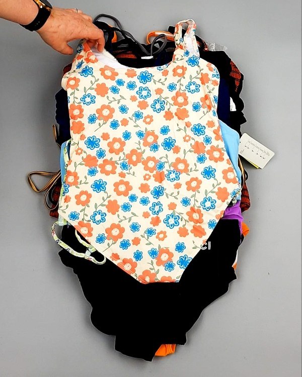 Фотография  526 - Купальники AMAZON жен 015#4 кг, ЛОТ №7796 оптом в Владимире и Владимирской области