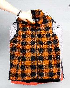 Фотография  616 - Верхняя одежда AMAZON жен 015#10 кг, ЛОТ №7712 оптом в Владимире и Владимирской области