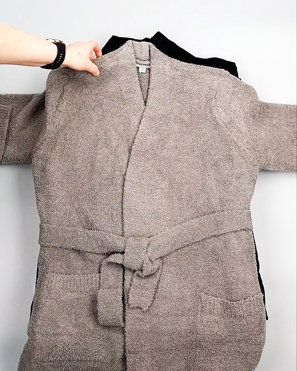 Фотография  835 - Кардиганы СТОК CAN 084#7 кг, ЛОТ №7671 оптом в Владимире и Владимирской области