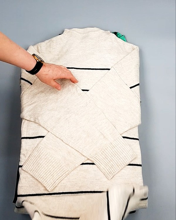 Фотография  737 - Платья СТОК CAN зима 084#7 кг, ЛОТ №7826 оптом в Владимире и Владимирской области