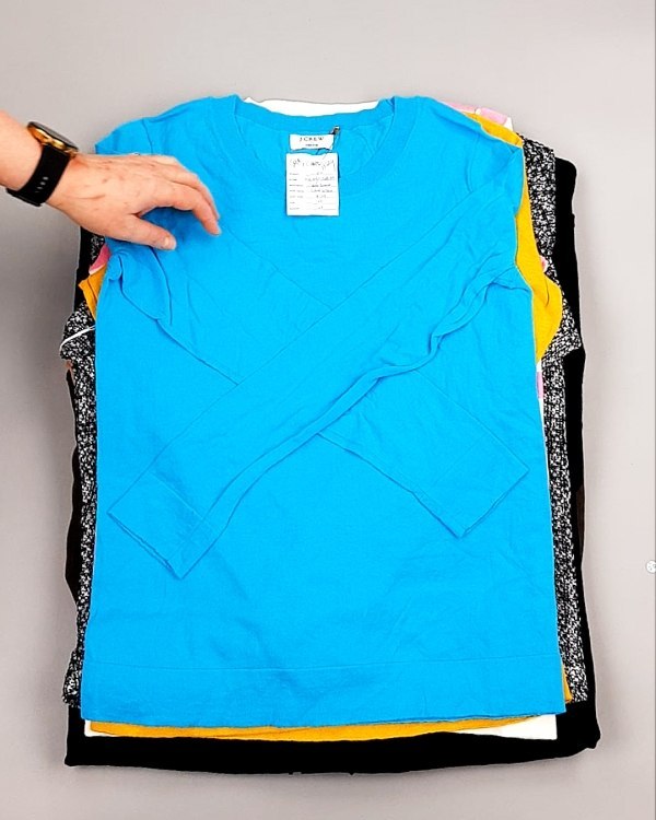 Фотография  362 - Джемпера легкие СТОК CAN 084#7 кг, ЛОТ №7632 оптом в Владимире и Владимирской области