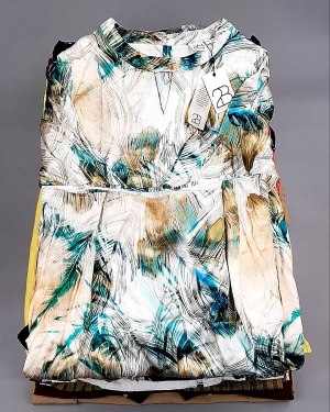 Купить DK, Bestseller + Summer mix#15 кг, ЛОТ №7926 оптом в Владимире и Владимирской области