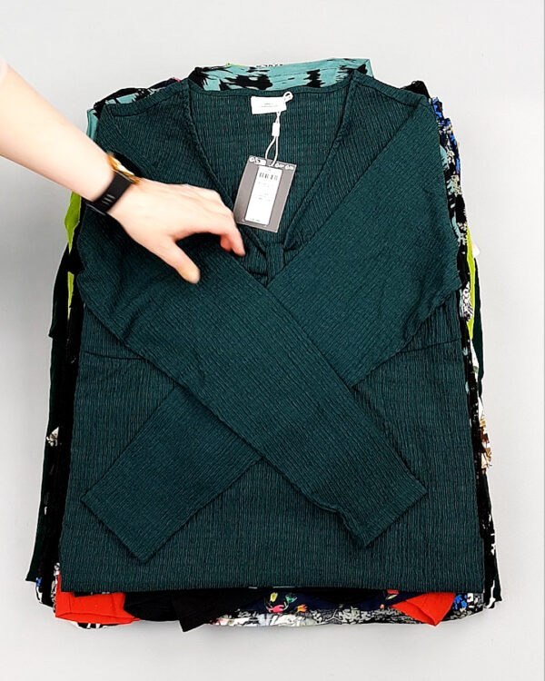 Фотография  913 - Блузки Bestseller+DK 035#5 кг, ЛОТ №8097 оптом в Владимире и Владимирской области