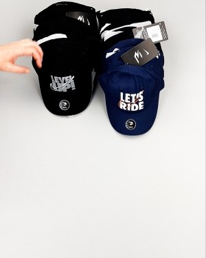 Фотография  983 - Кепки детские CAN 084#5 кг, ЛОТ №7965 оптом в Владимире и Владимирской области