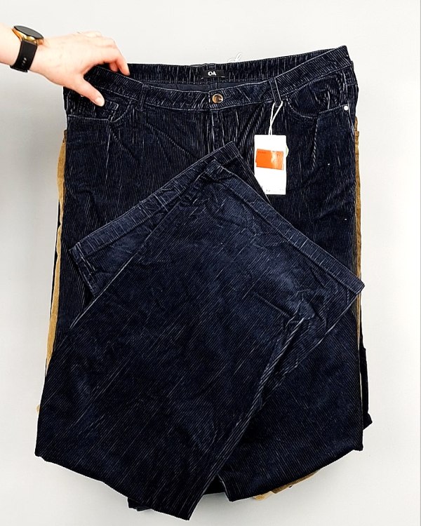 Фотография  696 - Брюки вельветовые м/ж C&A 025#10 кг, ЛОТ №7902 оптом в Владимире и Владимирской области