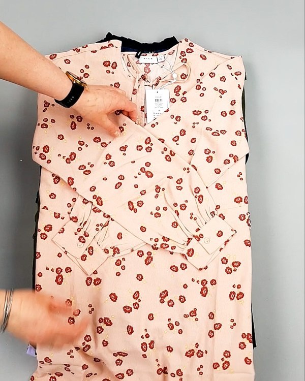 Фотография  832 - Платья Bestseller+DK Summer 035#5 кг, ЛОТ №8057 оптом в Владимире и Владимирской области