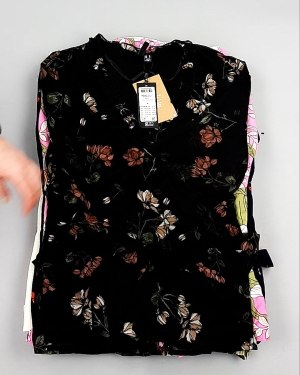 Фотография  881 - Блузки Bestseller 44#5 кг оптом в Владимире и Владимирской области