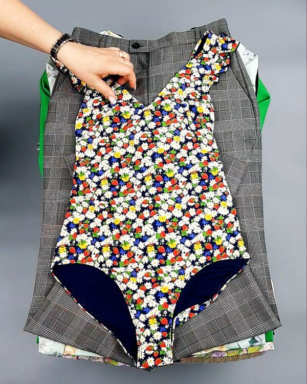 Фотография  961 - OTHER STORIES mix 06 B 035#15 кг, ЛОТ №8192 оптом в Владимире и Владимирской области