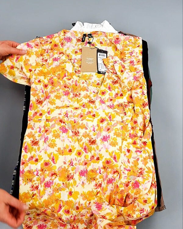 Фотография  934 - Платья Bestseller 44#5 кг, ЛОТ №8319 оптом в Владимире и Владимирской области